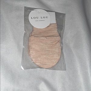 BNWT Lou Lou and Company Scratch Mittens